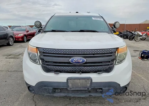 2014 Ford Explorer Police Interceptor z USA, uszkodzony, nr VIN 1FM5K8AR9EGA75902